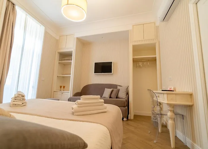 Florita Pensjonat Neapol